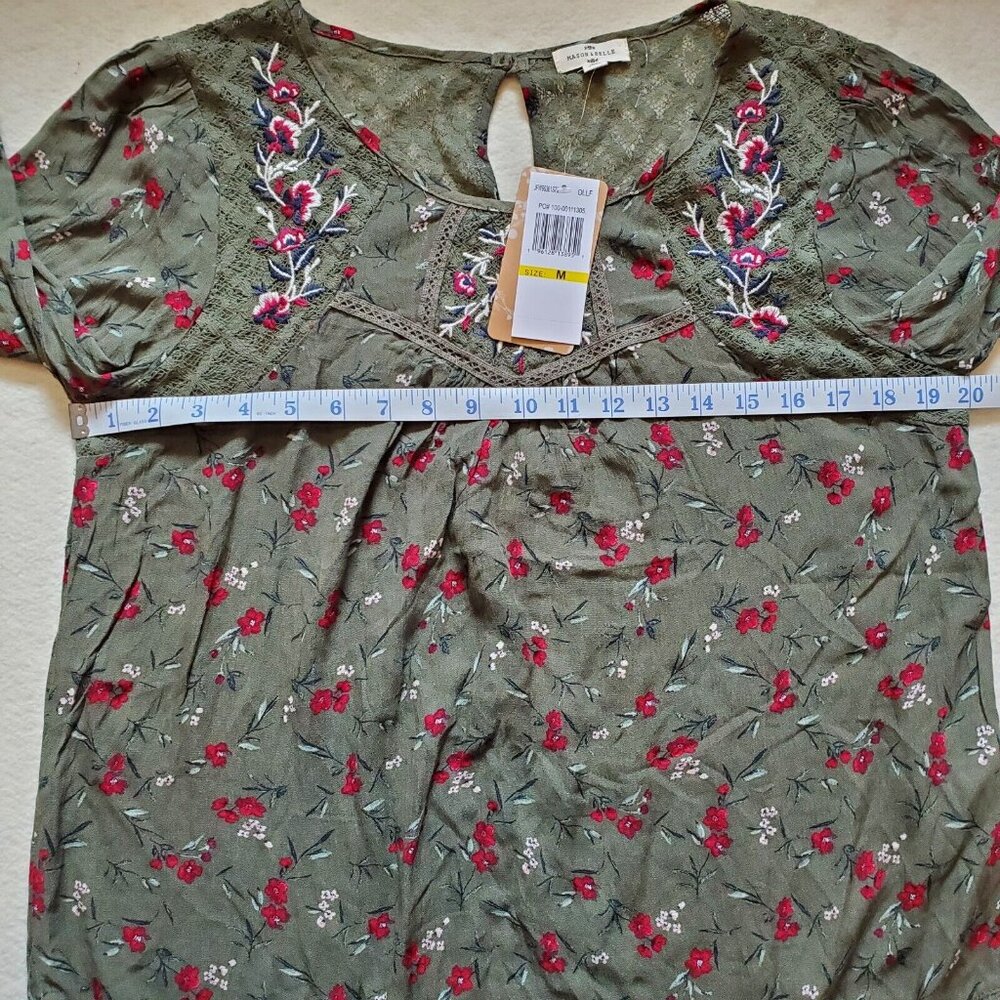 Olive Floral Embroidered Blouse - Picture 4 of 8
